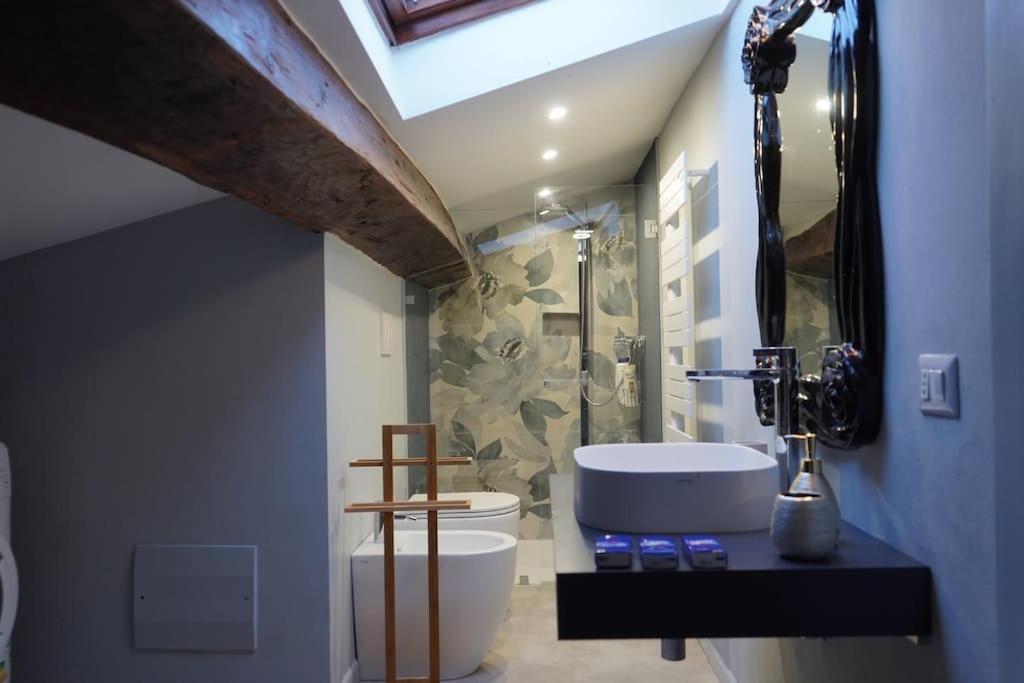דירות Loft Moderno Ubicato Nel Centro Storico Di לוקה מראה חיצוני תמונה
